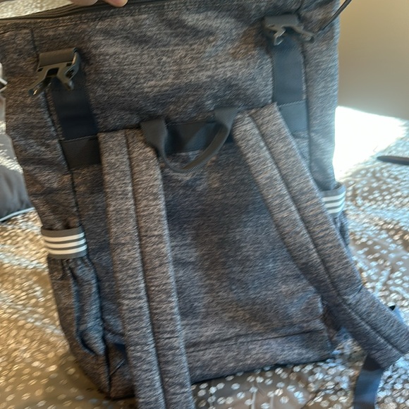 NWOT Adidas Gray Urban Backpack - Picture 2 of 5